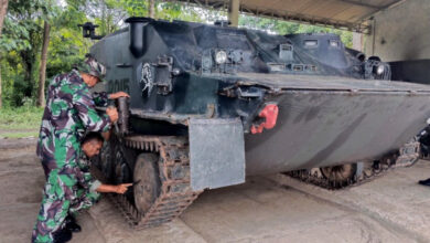 Perawatan dan pemeliharaan Ranpur Yonranratfib 2 Mar. Foto: Ahmad Munawir - Menkav 2 Mar