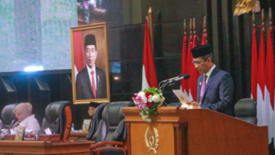 Pj Gubernur DKI Jakarta, Heru Budi Hartono di DPRD DKI. Foto: Diskominfotik DKI Jakarta