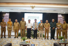 Pj Gubernur Banten, Al Muktabar dalam High Level Meeting TIPD Banten. Foto: Aden Hasanudin