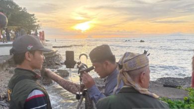 pengamatan hilal di Mercusuar Anyer Serang. Foto Antara