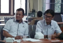 Sekretaris Hiswana Migas Irfan dan Kabid LPG Fahrul. Foto: Aden Hasanudin