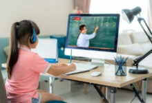 ilustrasi sekolah online. foto: HaiBunda.Com