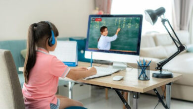 ilustrasi sekolah online. foto: HaiBunda.Com