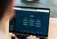 Ilustrasi pengguna ChatGPT. Foto: Humas UPH