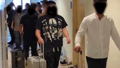 Kelima WNA yang diduga merupakan jaringan judi online internasional. Foto Antara