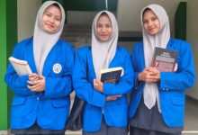 Calon mahasiswi Institut Agama Islam Ardaniah. Foto Elis Fitriani