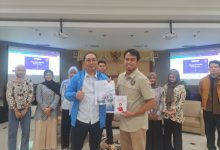 DKM Baitul Choir dan Isbanban kerjasama beasiswa pendidikan. Foto Isbanban