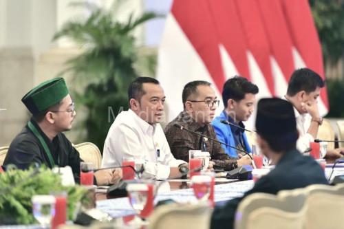 Sejumlah OKP melakukan dialog rakyat di Istana Negara. Foto: Antara
