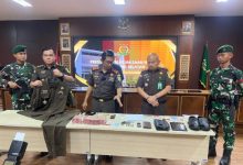 Pengungkapan jaksa gadungan di Tangsel. Foto Antara