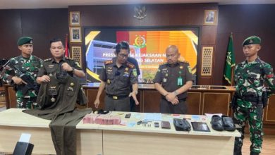 Pengungkapan jaksa gadungan di Tangsel. Foto Antara