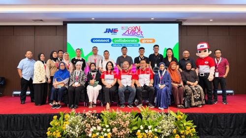 JNE menggelar Gathering Member di Jakarta. Foto Salsabila