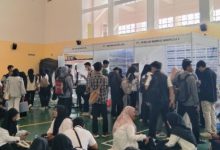 Job Fair Hybrid yagn digelar Disnakertrans Kabupaten Serang dan Untirta. Foto: Antara