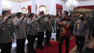 Arahan Presiden RI, Jokowi di Istana kepada pejabat utama Polri. Foto: Setkab RI