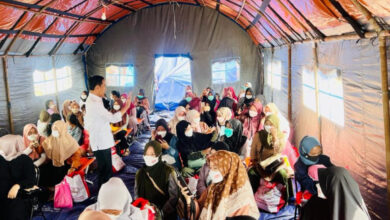 Presiden RI, Joko Widodo di Pengungsian Korban Gempa Cianjur. Foto: BPMI Satpres RI