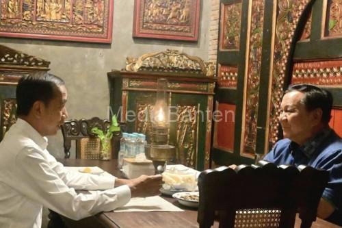 Kunungan Presiden RI, Prabowo Subianto ke Joko Widodo, Presiden RI Ke-7 di Solo. Foto: Antara