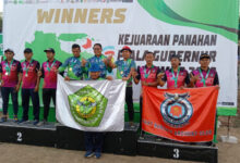 Prajurit Yonranratafib 2 Mar raih medali perak dan perunggu panahan Piala Gubernur Jatim. Foto: Munawir - Menkav 2 Mar