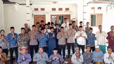 Jumat Curhat Kapolres Serang AKBP Wiwin Setiawan di Kecamatan Tanara. Foto: Yono
