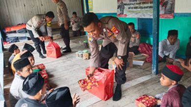 Program Jumat Curhat dari Kapolres Serang di Polsek Kopo. Foto: Yono