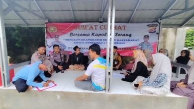 Program Jumat Curhat Polsek Kragilan. Foto: Yono