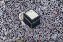 Kegiatan ibadah di Kabah, Kota Makkah, Arab Saudi. Foto: Arab News