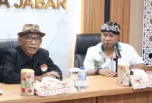 Kabiro SDM Polda Jabar, Kombes Rafly Samad dan Kabagbinkar Polda Banten, AKBP Condro Sasongko. Foto Yono