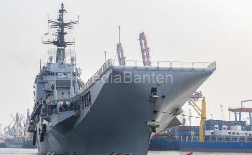 Kapal Induk, KRI Sriwijaya-100. Foto Antara