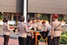 Kapolda Banten, Irjen Pol Hendra Kurniawan mempimpin Sertijab Wakapolda Banten dan pejabat utama lainnya. Foto Yono
