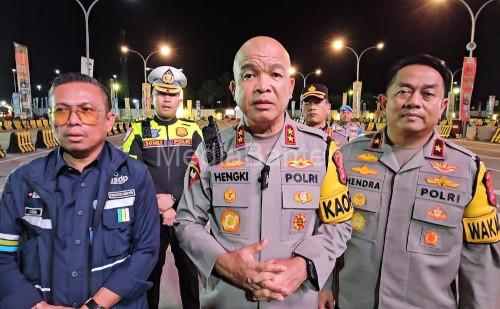 Kapolda Banten, Irjen Pol Hengki di Pelabuhan Merak. Foto Daeng Yusvin