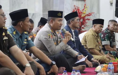 Kapolres Cilegon, AKBP Martua Raja Taripar Laut Silitonga. Foto Daeng Yusvin