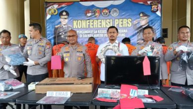 Jumpa Pers Kapolres Serang, Akbp Condro Sasongko. Foto: YOno