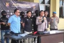 Kapolres Pandeglang, AKBP Dyno Indra Setyadi dalam jujpa pers. Foto Daeng Yusvin