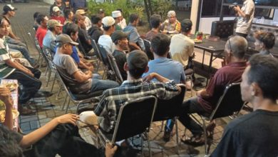 Puluhan remaja datangi rumah dinas Kapolres Serang. Foto: Yono