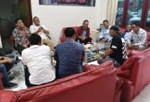 Kapolres Serang, AKBP Condro Sasongko bersilaturahmi dengan buruh ASPSB Kabupaten Serang. foto Yono