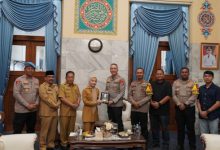 Kapolres Serang, AKBP Moehamad Probandono Bobby Danuardi lakukan silaturahmi ke Bupari Serang, Ratu Rachmatuzakiyah. Foto Yono
