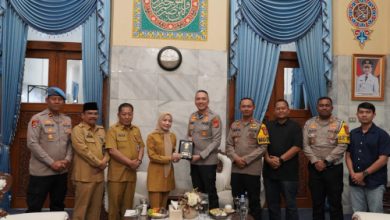 Kapolres Serang, AKBP Moehamad Probandono Bobby Danuardi lakukan silaturahmi ke Bupari Serang, Ratu Rachmatuzakiyah. Foto Yono