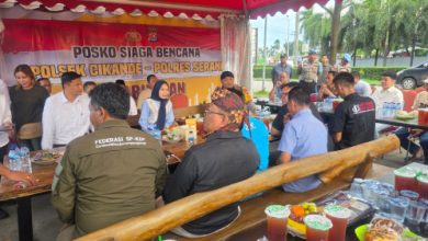 Kapolres Serang, AKBP Condro Sasongko mempertemukan Bupati Serang dan ASPB. Foto Yono