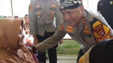 Kapolres Serang, AKBP Condro Sasongko tinjua pemeriksaan kesehatan. Foto Yono