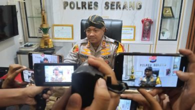 AKBP Condro Sasongko mutasi dari Kapolres Serang ke Kabagbinkar Polda Jabar. foto Yono