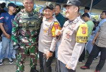 Kapolres Serang, AKBP Condro Sasongko saat foto bersama. Foto: Yono