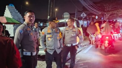 Kapolres Serang, AKBP Condro Sasongko di lokasi haul Syech Nawawi Al Bantani. foto: Yono