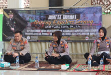 Kapolres Serang, AKBP Yudha Satria gelar Jumat Curhat. Foto: Yono
