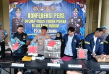 Kapolres Serang, AKBP Andri Kurniawan menggelar jumpa pers. Foto Yono