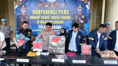 Kapolres Serang, AKBP Andri Kurniawan menggelar jumpa pers. Foto Yono