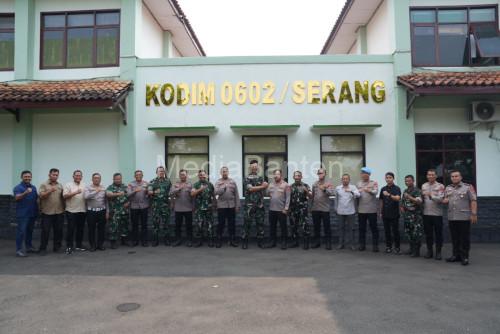Kapolres Serang, AKBP Andri Kurniawan dan jajaran berkunjung ke Kodim 0602/Serang. Foto Yono