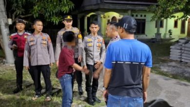 Warga lapor ke Call Center 110, lelaki meresahkan ternyata ganguang jiwa. Foto Yono