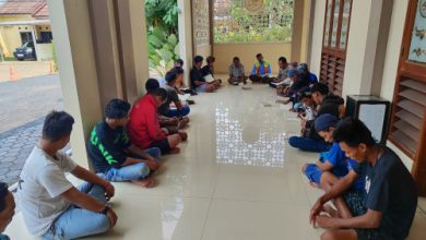 Para pelaku pungutan liar di Polres Serang. Foto: Yono