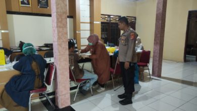 Pemeriksaan kesehatan gratis bagi warga terdampak radiaktif Cesium 137 di Cikande dan Kibin. Foto Yono