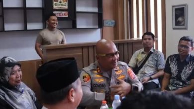 Kapolres Serang, AKBP Condro Sasongko mediasi peselisihan antara santri. Foto: Yono