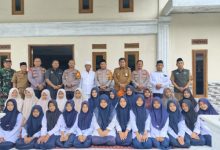 Kapolres Serang, AKBP Andri Kurniawan silaturahmi ke Ponpes Daarul Ulum Binuang. Foto Yono