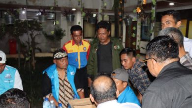 Kapolres Serang, AKBP Condro Sasongko mengawal rapat dewan pengupahan Kabupaten Serang. Foto Yono